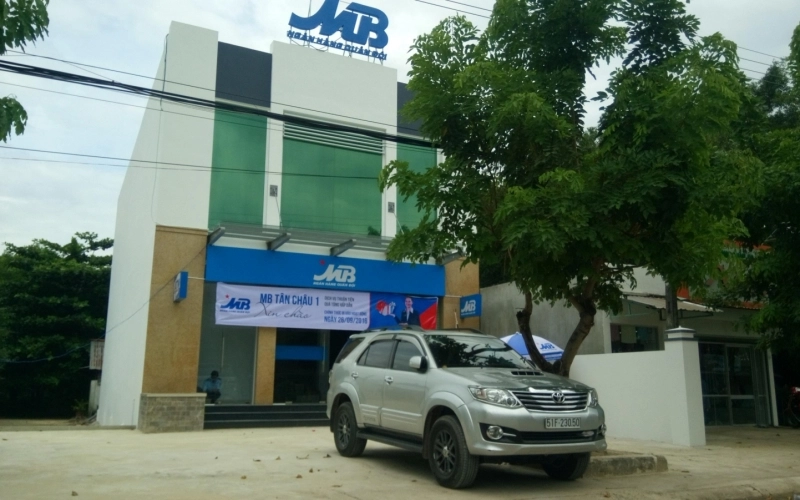 THI CÔNG HỆ THỐNG NGÂN HÀNG MB
